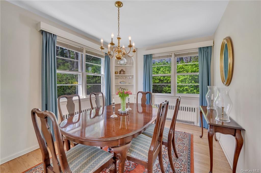 Building Photo - 6 Wildway