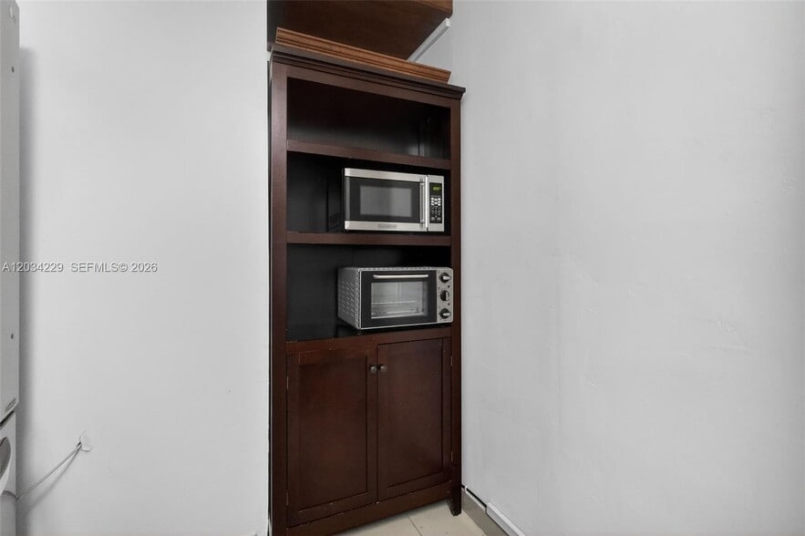 Building Photo - 17001 NW 53rd Ct