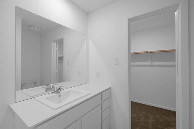 Building Photo - 1107 Rustic Willow Dr