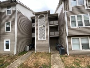 Building Photo - 1014 Brookhollow Dr