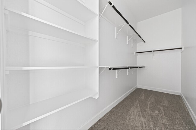 Building Photo - 26310 Meadow Bliss Wy