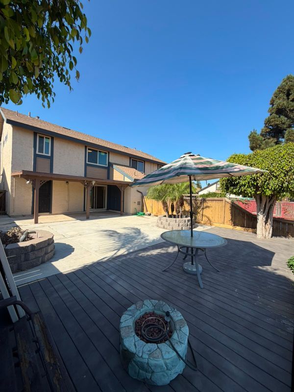 Building Photo - 2410 Tocayo Ave