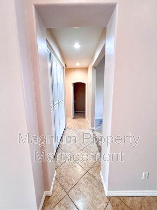 Building Photo - 31651 McCartney Dr