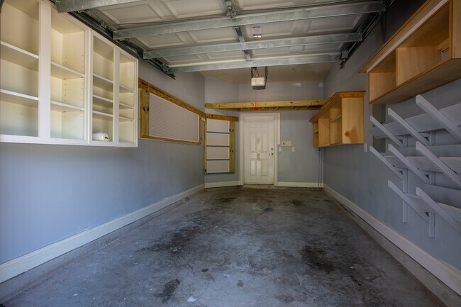 Building Photo - 13785 Herons Landing Way