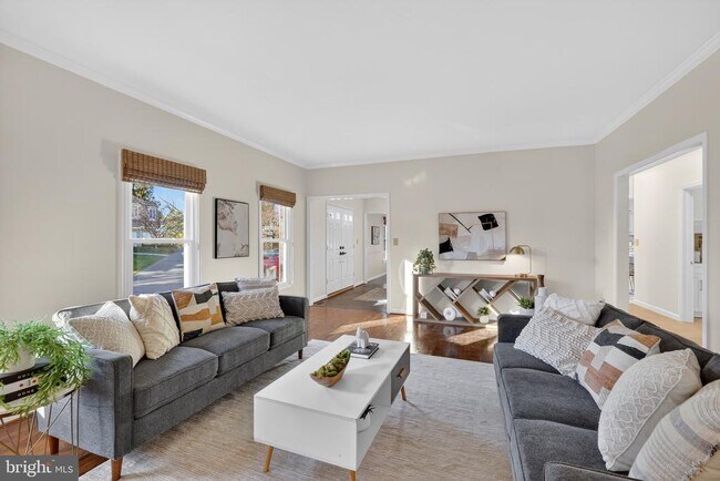 Building Photo - 1905 47th St NW