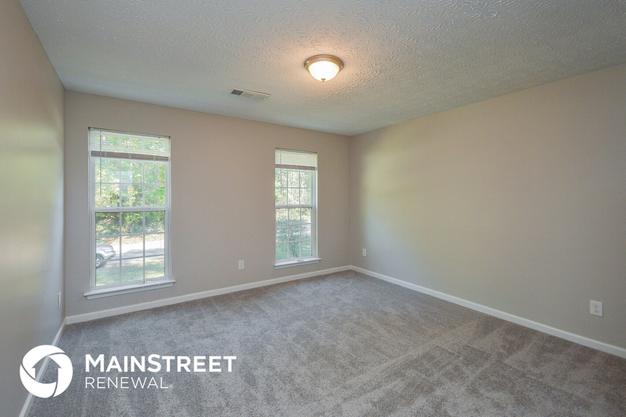 Building Photo - 40 Jill Ln