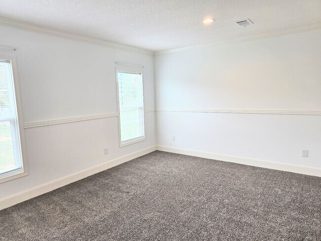 Building Photo - Welcome Home! Spacious 3-Bed, 2-Bath Split Floor Plan on ¾ Acre Lot