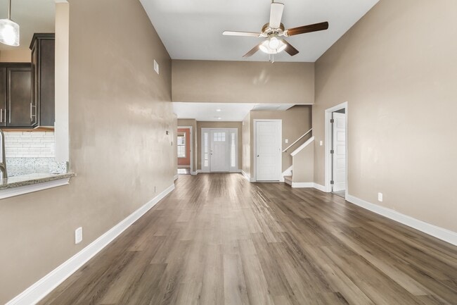 Building Photo - 513 Burgess CT