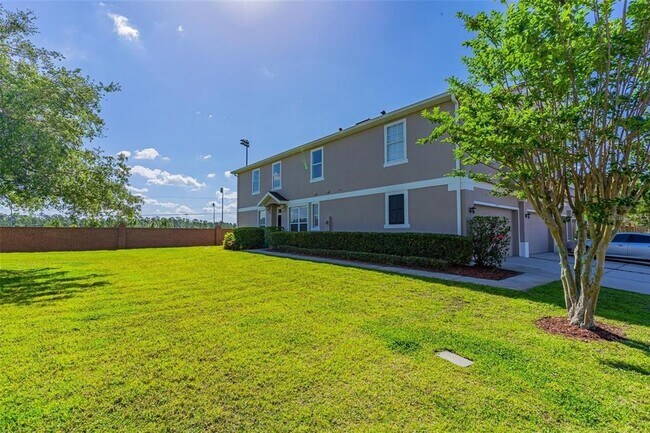 Building Photo - 10907 Derringer Dr