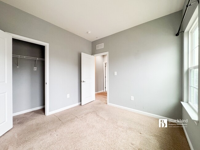 Building Photo - 13719 Port Commerce Ct