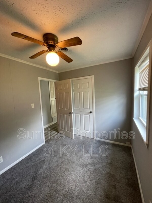Building Photo - 6704 Rebecca Ln