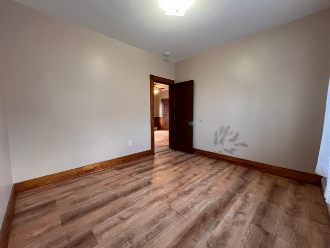 Building Photo - 115 Allston St