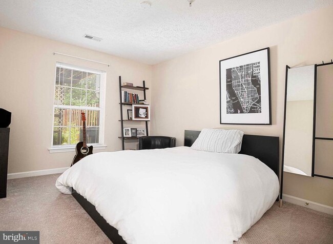 Building Photo - 2003 Tiffany Terrace