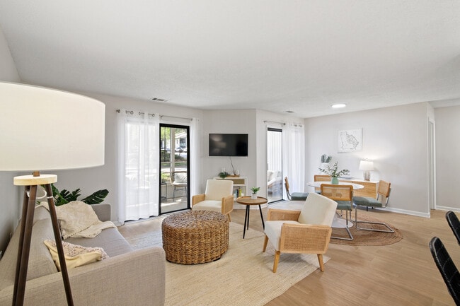 Building Photo - The Palms