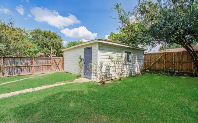 Building Photo - 11403 Braewick Dr
