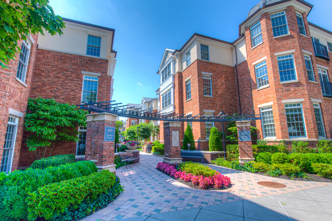 Building Photo - The Residences at Palmer Square