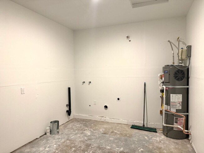 Building Photo - Fully Renovated 2 bed 1 bath !!