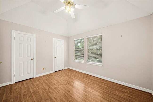 Building Photo - 4907 Canterbury Ln