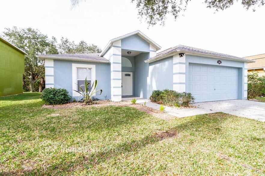 Building Photo - 3913 Upmann Dr