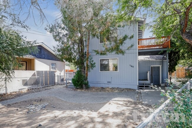 Building Photo - 1165 Buena Vista Ave