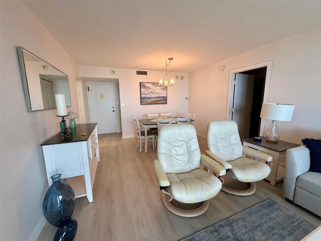 Building Photo - 101 Briny Ave