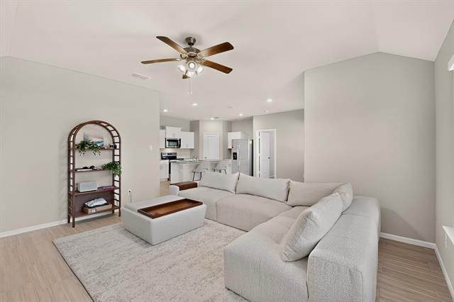 Building Photo - 332 Pecos Dr