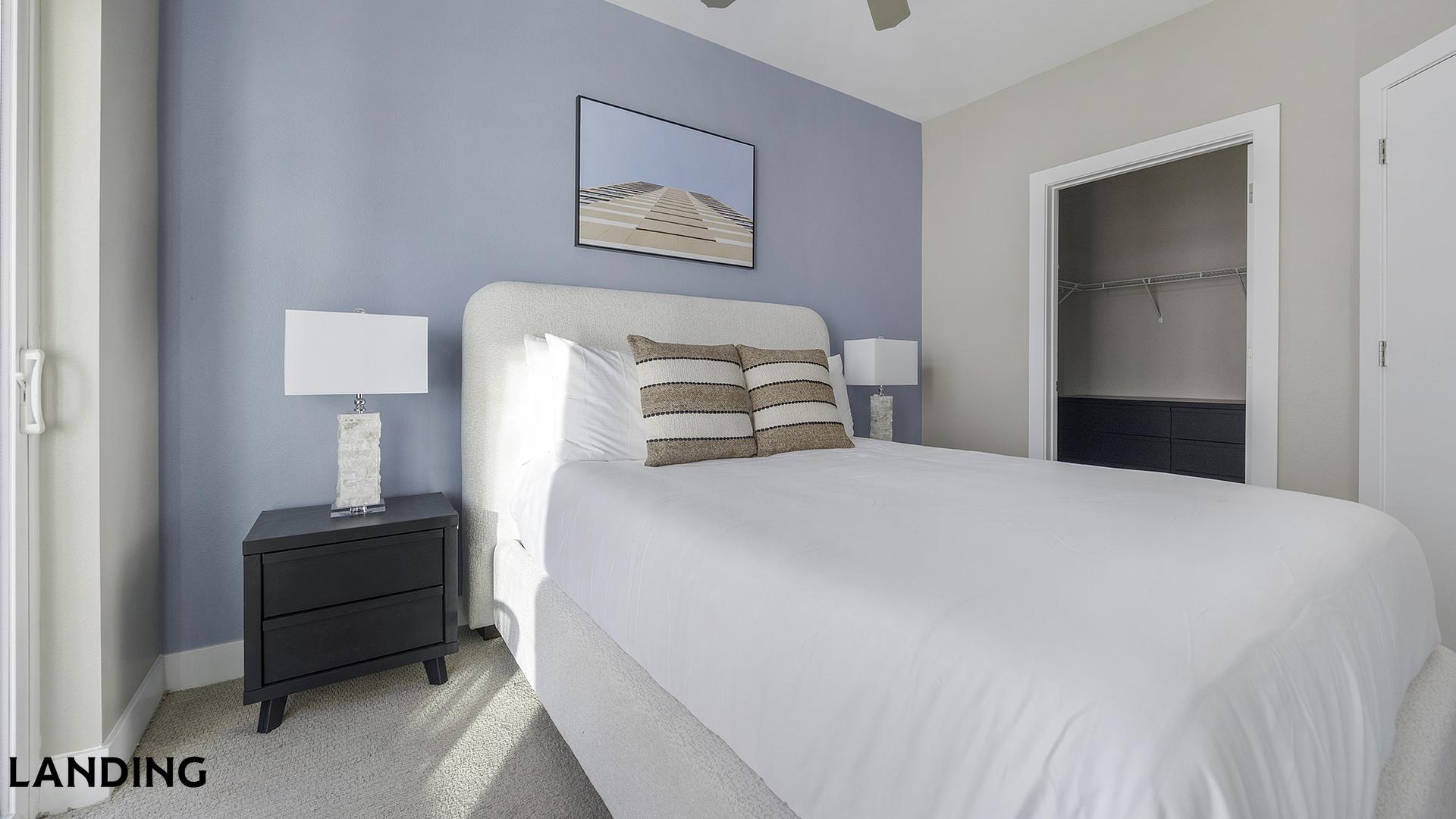 Building Photo - 1000 S Broadway