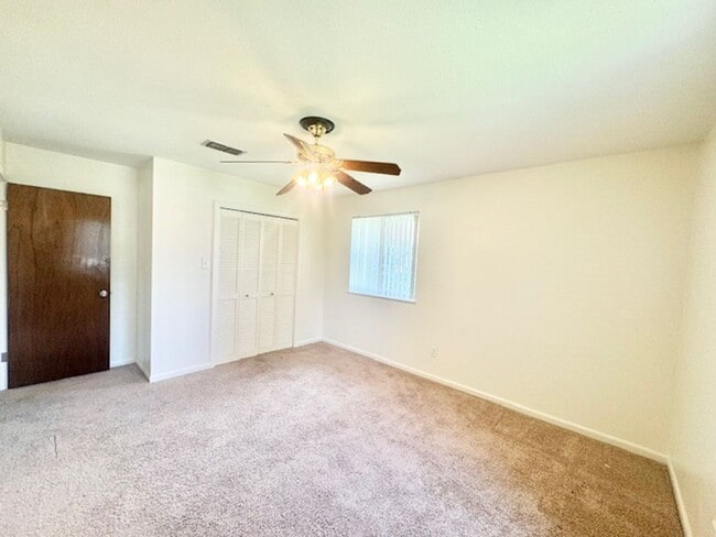 Building Photo - 135 Perdido Cir