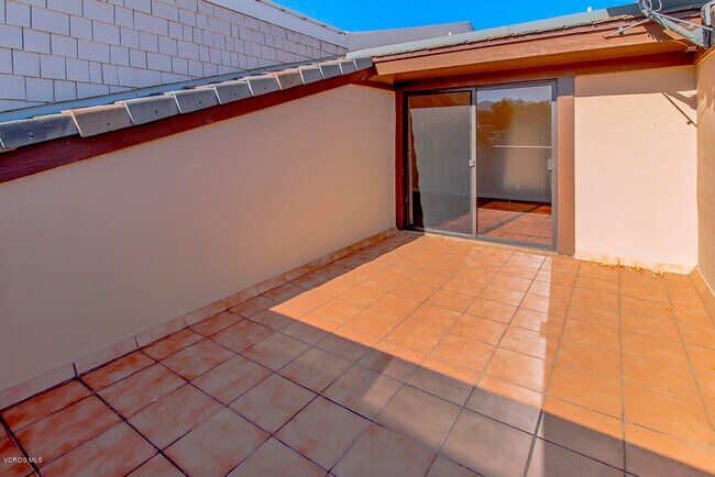Building Photo - 2399 Windward Cir