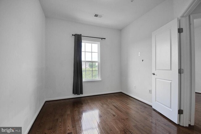 Building Photo - 3636 Wright Terrace