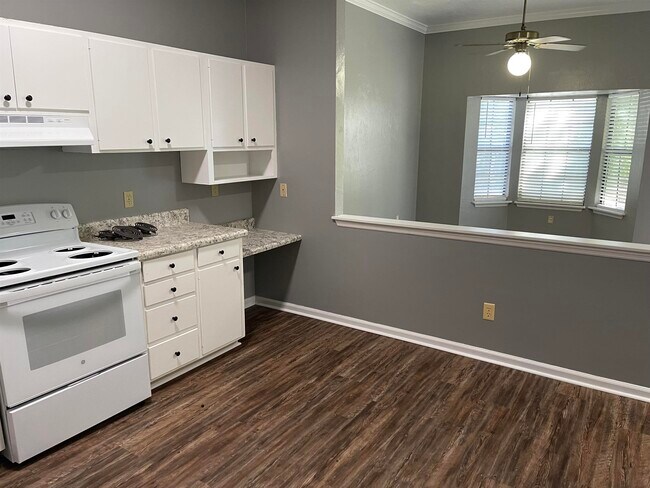 Building Photo - 2003 N Meridian Rd