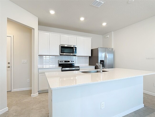 Building Photo - 2233 Southbury Dr