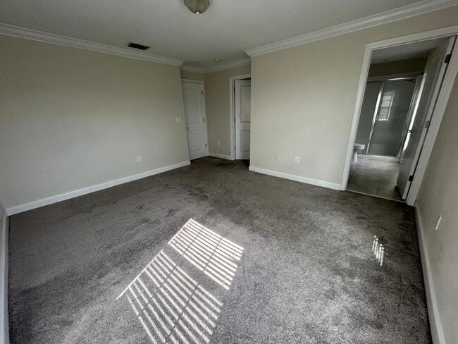 Building Photo - 10021 Love Story St