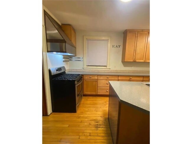 Building Photo - 1068 Arundel St