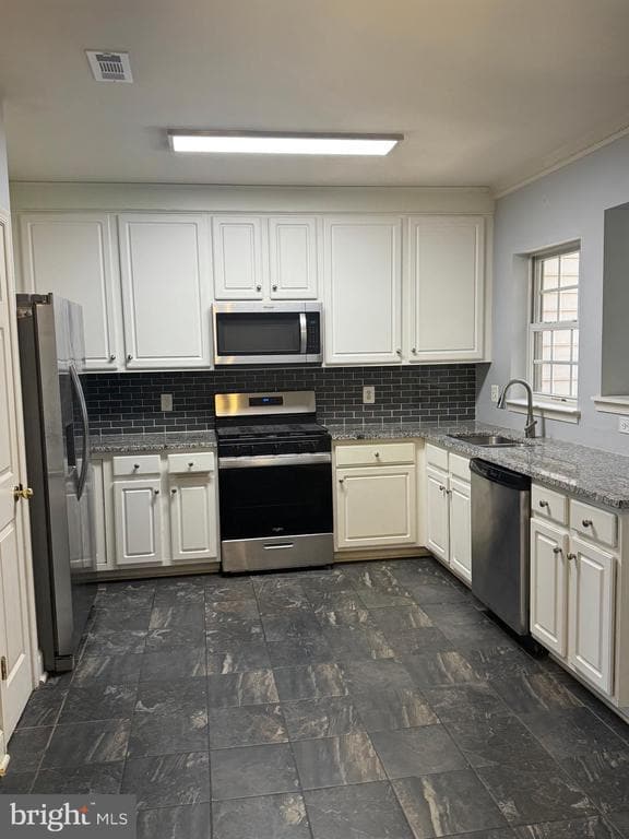 Building Photo - 3850 Koval Ln