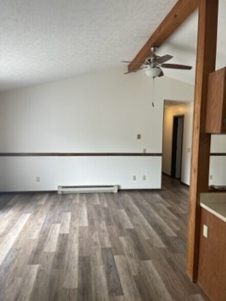 Building Photo - 1040 Salem Ct