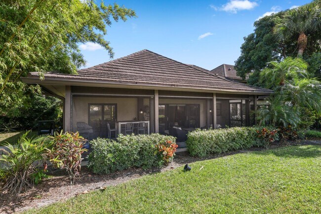 Building Photo - 2835 Polo Island Dr