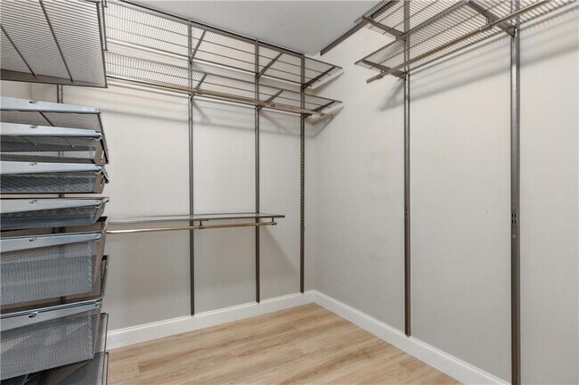 Building Photo - 1470 Norris Pl NW