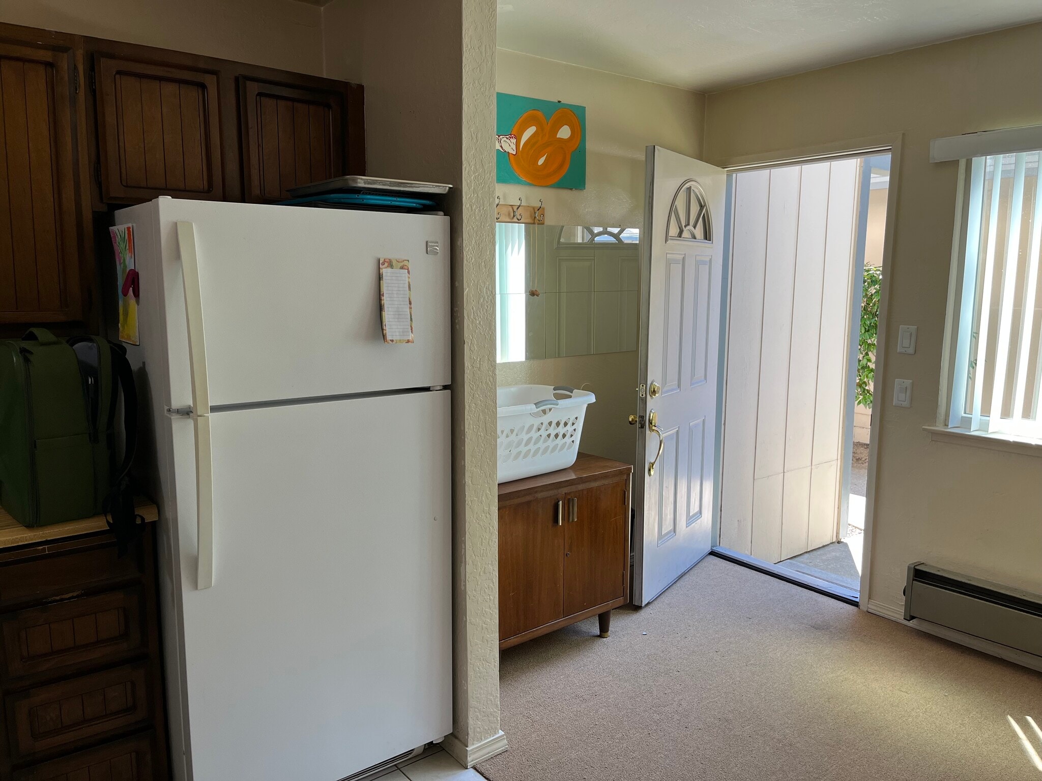 Kitchen view to front door - 2129 Ascot Dr