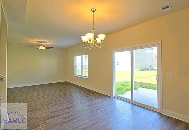 Building Photo - 711 Mill Creek Cir