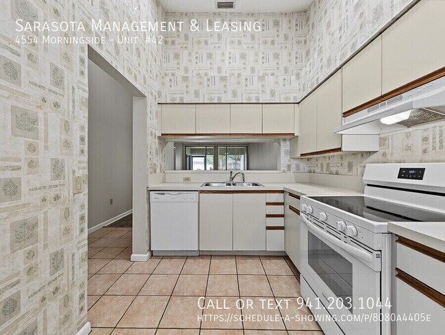 Building Photo - 4554 Morningside-Unit  #42