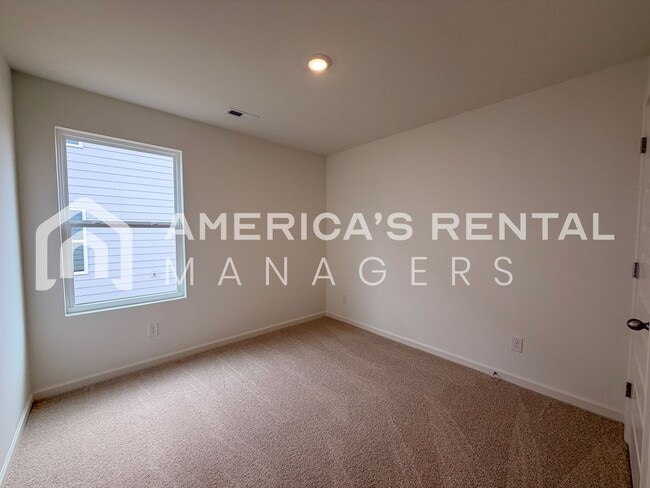Building Photo - Home in Cullman, AL - Available NOW!