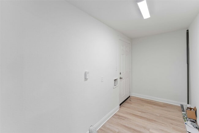 Building Photo - 2101 W Gulf St