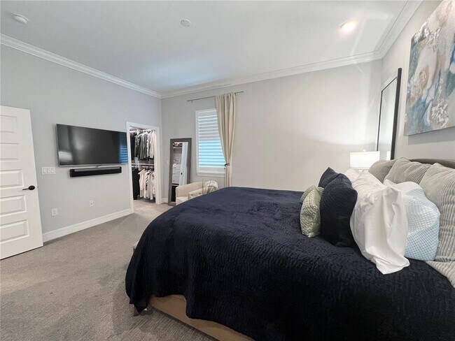 Building Photo - 3421 W Horatio St