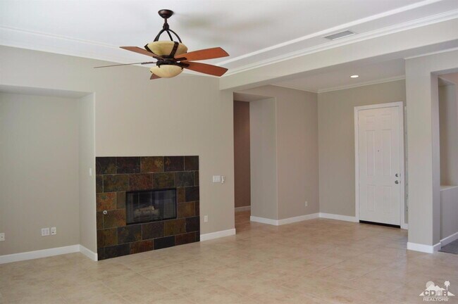 Building Photo - Villa de Gallego - Furnished Rental