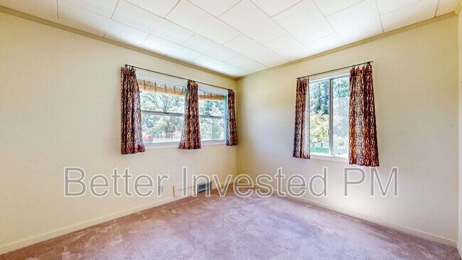 Building Photo - 175 Giorno Ave