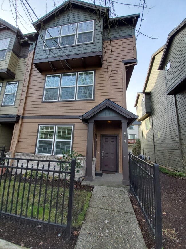 3419 SE Brookwood Ave 3419 SE Brookwood Ave Hillsboro OR 97123