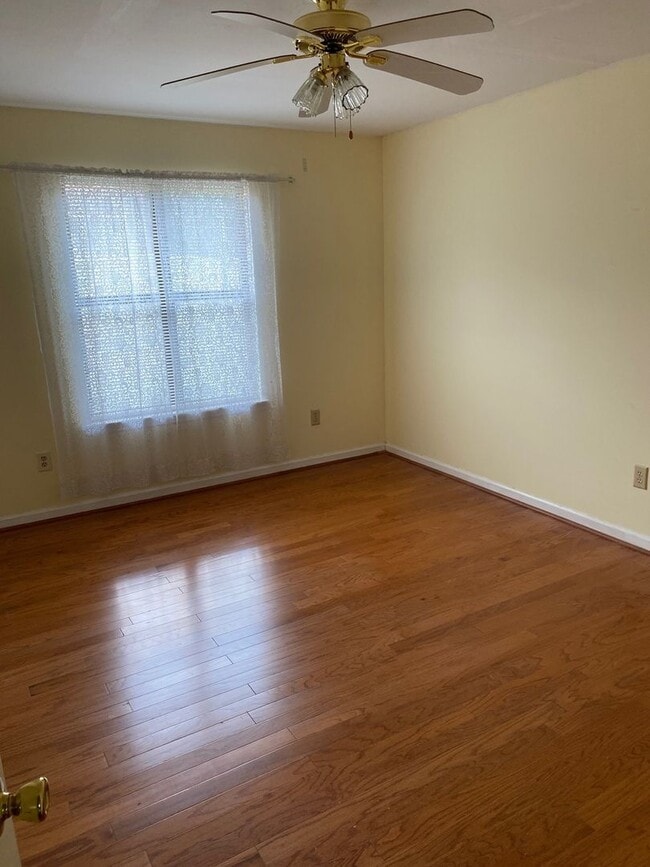 Building Photo - Single family home located in North View Subdivision Coming Mid April!