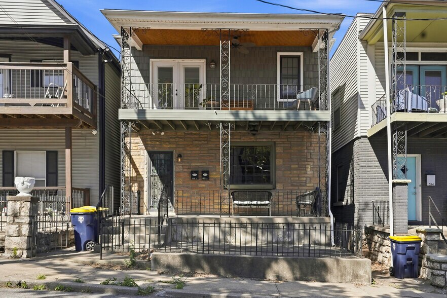 Building Photo - 556 Harrison St