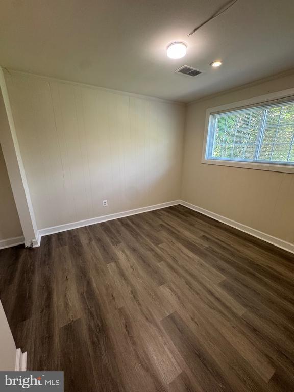 Building Photo - 7716 Bristow Dr